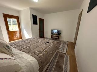 Charming Lakeview Rooms - Udënisht - 9