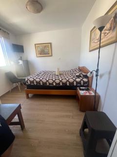 Private Rooms with a Beautiful Veranda - Heraklion - 7