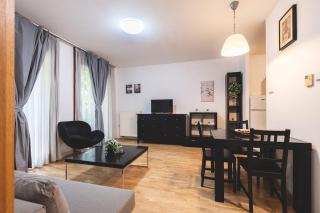 Kazinczy Street Terrace Apartment - 7