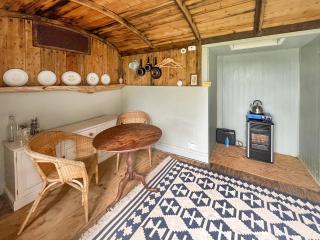 Railway Carriage - Uk49911 - Shadoxhurst - 7