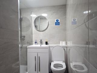 Private & Relaxed Apartments 1-5 - Cardiff - 2
