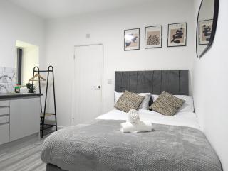 Private & Relaxed Apartments 1-5 - Cardiff - 1