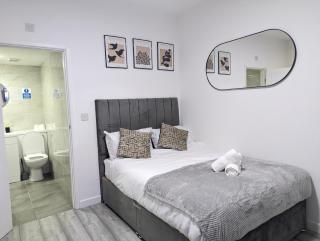 Private & Relaxed Apartments 1-5 - Cardiff - 3