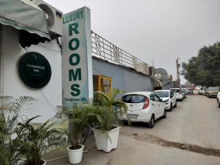 Farmhouse Inn nh8 - New Delhi - 5