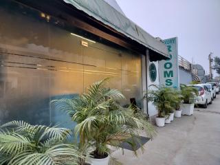 Farmhouse Inn nh8 - New Delhi - 7