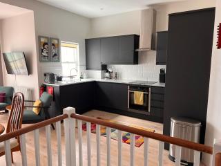 Seascape - 2 bedroom flat with panoramic sea views - 1