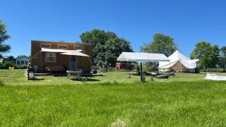 Cozy Tiny Home Retreat on Shenandoah Valley Farm - - 6