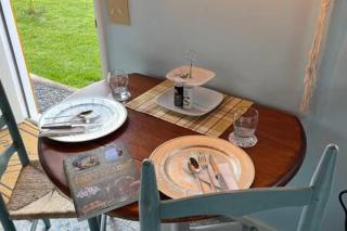Cozy Tiny Home Retreat on Shenandoah Valley Farm - - 4