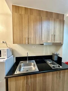 Mall of Asia Staycation with fast wifi and google tv - Manila - 6