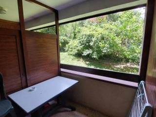 Studio fonctionnel avec balcon et parking couvert - FR-1-512-219 - 1