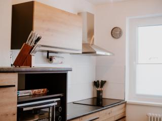 Wohlfühlapartment, Parkplatz, Boxspringbetten, Massagesessel, Nespresso, 1Gbit LAN & WIFI, Innenstadt - Wolfsburg - 7
