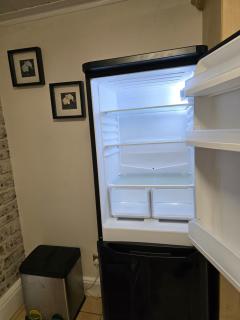 Stylish and Comfortable Home - Beeston - 6