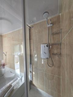 Stylish and Comfortable Home - Beeston - 3