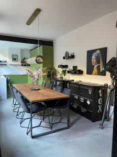 Unique City Townhouse - Quirky Free Standing Bath - Birmingham - 3