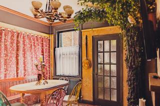 101 House At The End. Witchcraft & Wizardry House - 2