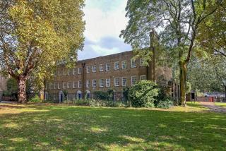 - Tranquil & Stylish Mews Flat - - 9