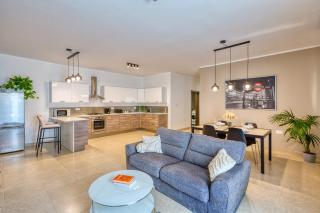 NEW! - Bright and spacious 3 double bedroom apartment in Central Malta by SF Homes - - 0