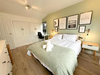 Spacious Guest Room in Basildon, Essex - Pitsea - 6