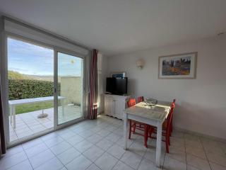 Maison Duplex avec Piscines à Salavas - 6 Personnes, Animaux Admis, Parking, Terrasse et WiFi - FR-1-382-136 - Salavas - 1