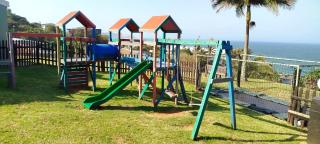 16 Chaka's Rock Chalets - Ballito - 4