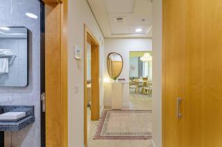 Breathtaking 1br Sea-view Palm Apt Beach & Pool - 9