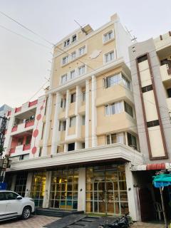 Sitevi Inn & Suites - Kota - 0