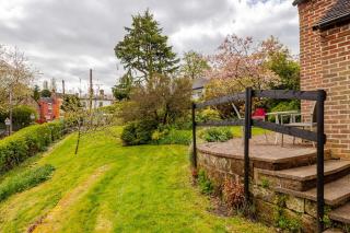 Luxury Village Cottage on doorstep of Alton Towers - Alton - 2