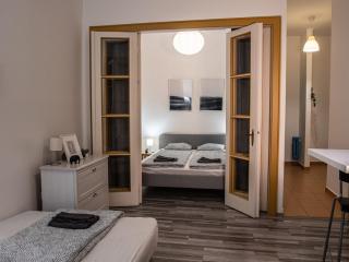 Chic Asboth City Center Loft - Perfect Location - 0
