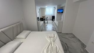 ENI Rooms - Durrës - 0