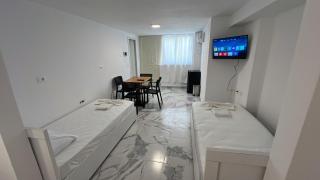 ENI Rooms - Durrës - 2