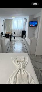 ENI Rooms - Durrës - 1