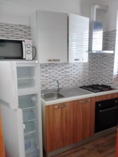 Monlocale al mare con terrazza privata - 9