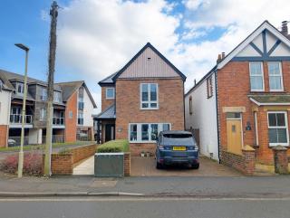 Charles Street - Petersfield - 9