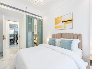 Arjan 1br Near Miracle Garden Pool & Parking - 0