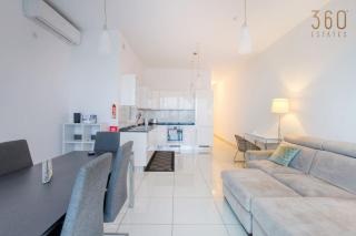 A fully equipped 3BR home with lovely views & WIFI by 360 Estates - 2