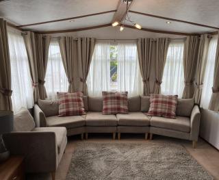 Number 28 Dornoch Firth Caravan Park - Dornoch - 8