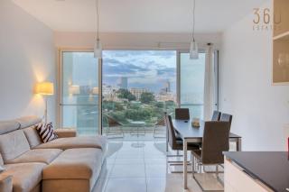 A fully equipped 3BR home with lovely views & WIFI by 360 Estates - 3