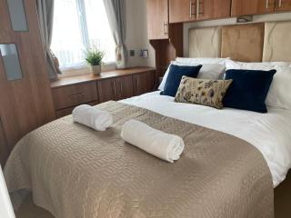Number 28 Dornoch Firth Caravan Park - Dornoch - 4