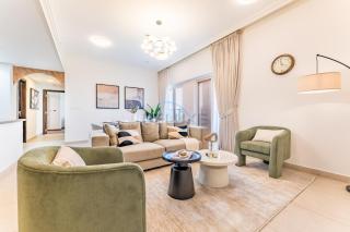 Few Metres Walk to Metro, Minutes Drive from Ibn Battuta Mall, Victoria Residency, Al Furjan by Deluxe Holiday Homes - 8