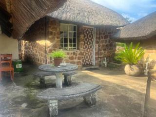 Augustine Avenue Guest House - - 5