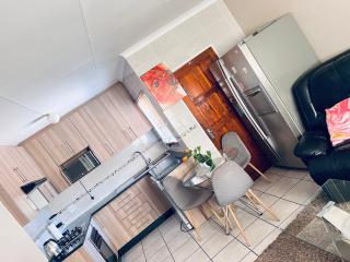 The Love Nest - Roodepoort - 2