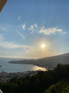 Seaside and mountain view apartment - Saranda - 6
