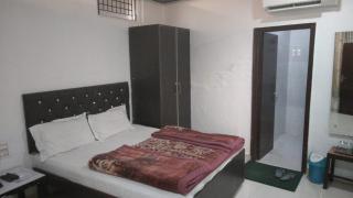Green Oak Guest House - Jammu - 6
