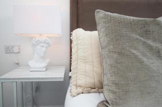 3 Bdr Apartment Spacious & Central Free Wifi - 6