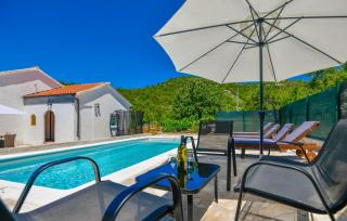 Villa Sanja in Makarska by Villas Guide - Duge Njive - 6