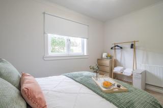 Leven Loft - 2 Bed Flat in Coatbridge - Coatbridge - 1