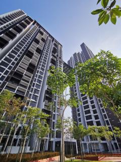 Astetica5 4BR Spacious Home w Netflix WiFi - Seri Kembangan - 4