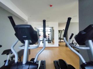 Astetica5 4BR Spacious Home w Netflix WiFi - Seri Kembangan - 3