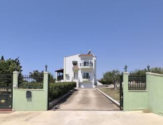 Villa Anna, Apartment 1, Nea Chili, Alexandroupoli, Greece, Private Tennis Court - Nea Chili - 0