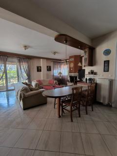 Villa Anna, Apartment 1, Nea Chili, Alexandroupoli, Greece, Private Tennis Court - Nea Chili - 7